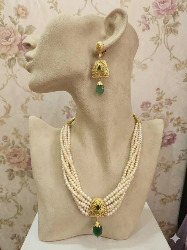 Collier Perles et Goutte